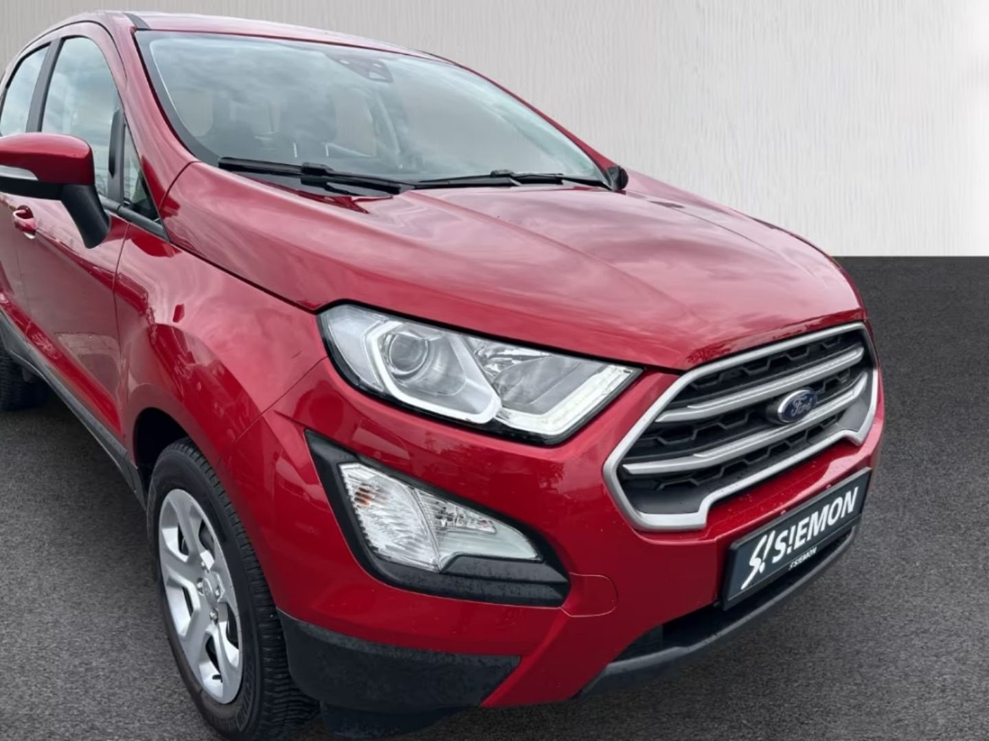 Ford EcoSport — фото 13