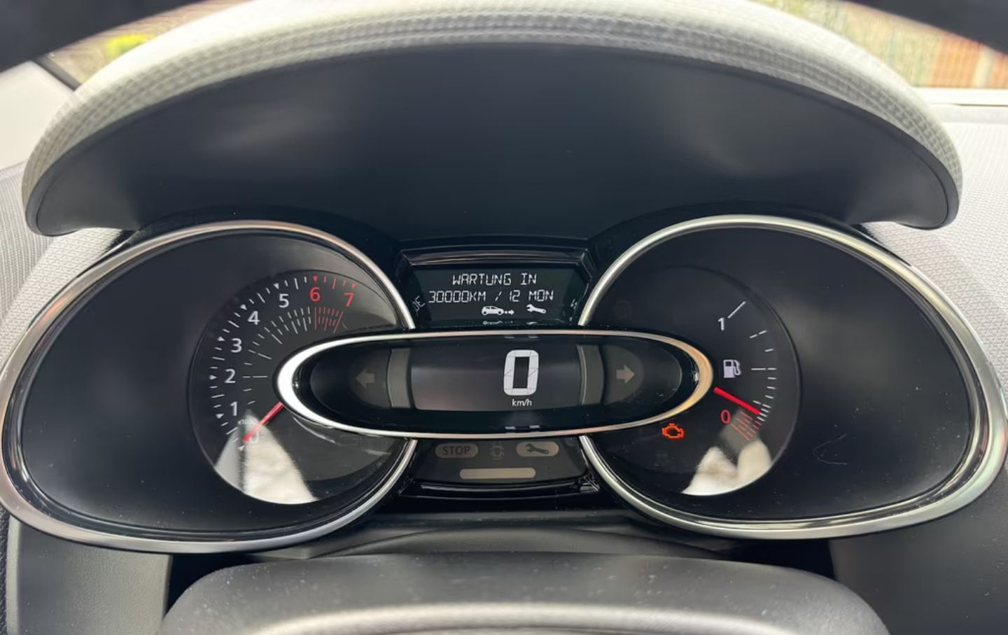 Renault Clio — фото 14