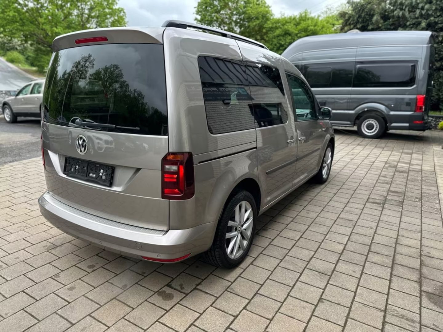Volkswagen Caddy — фото 2