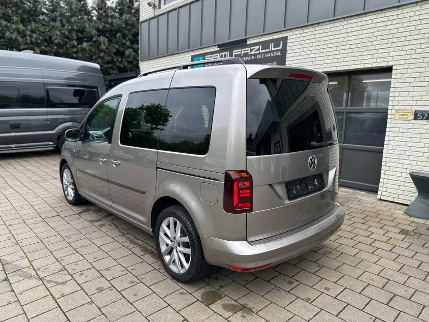 Volkswagen Caddy — фото 4