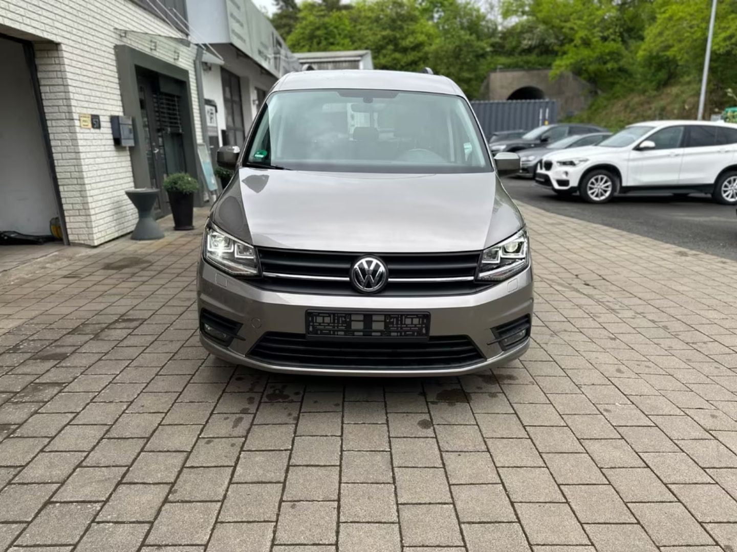 Volkswagen Caddy — фото 7