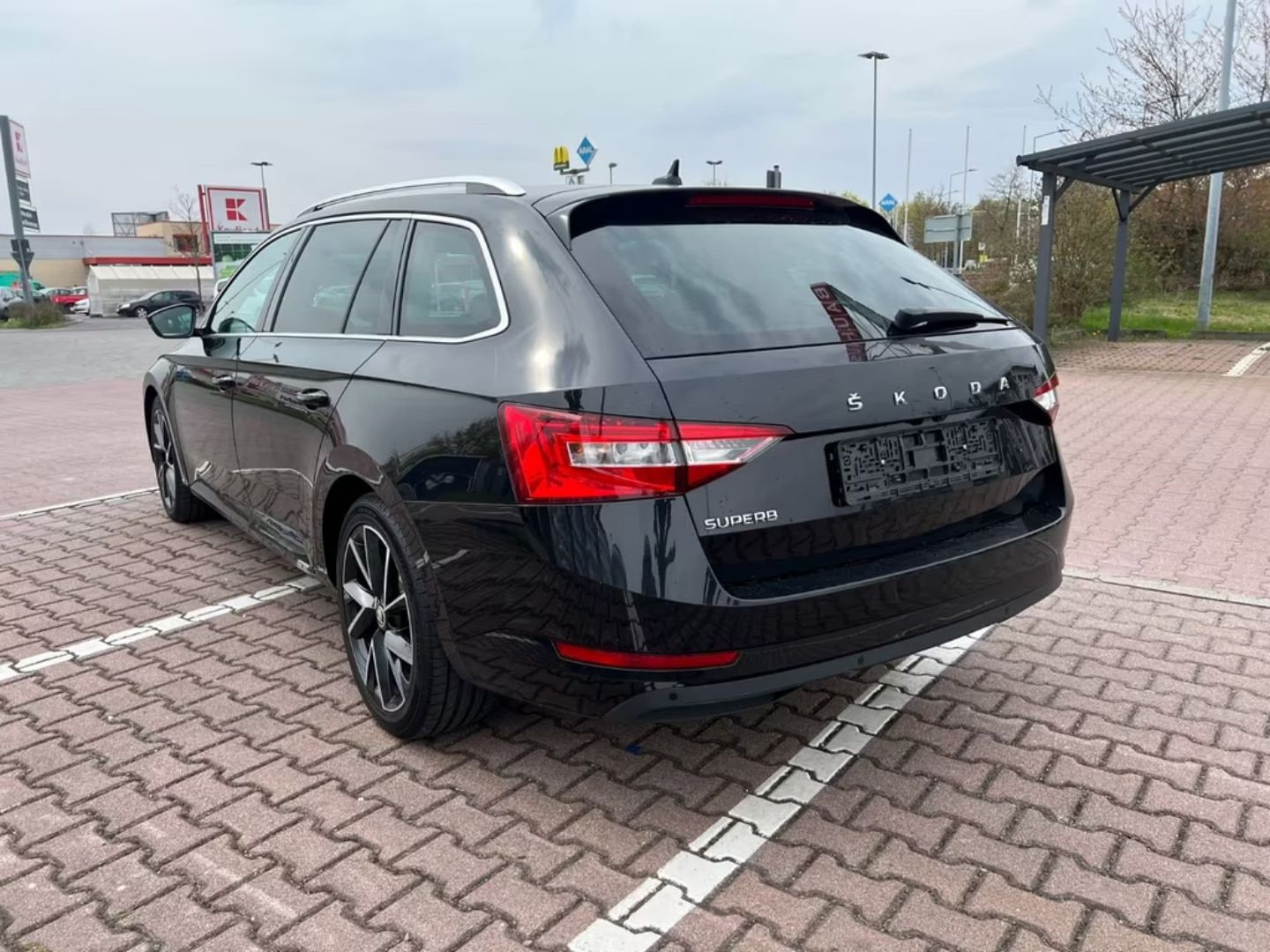 Skoda Superb — фото 2