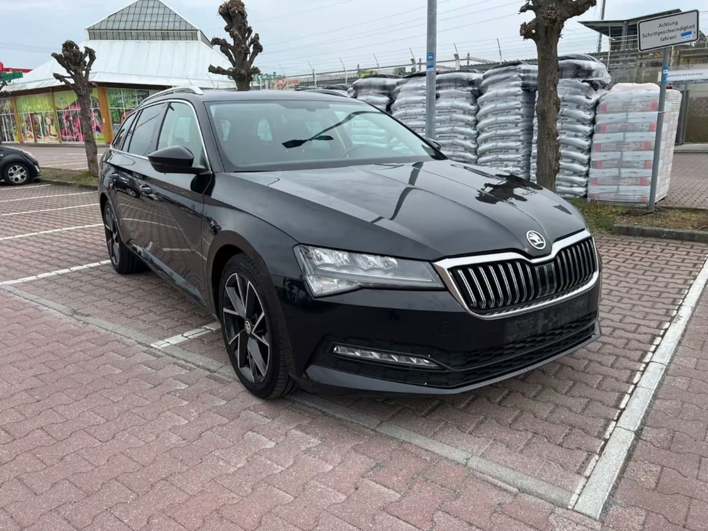 Skoda Superb — фото 5