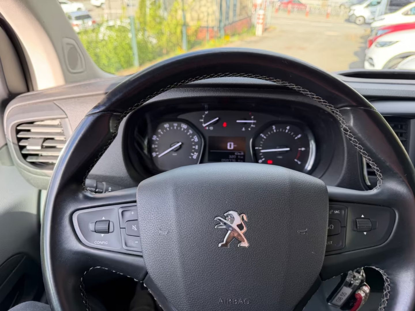 Peugeot Expert — фото 11