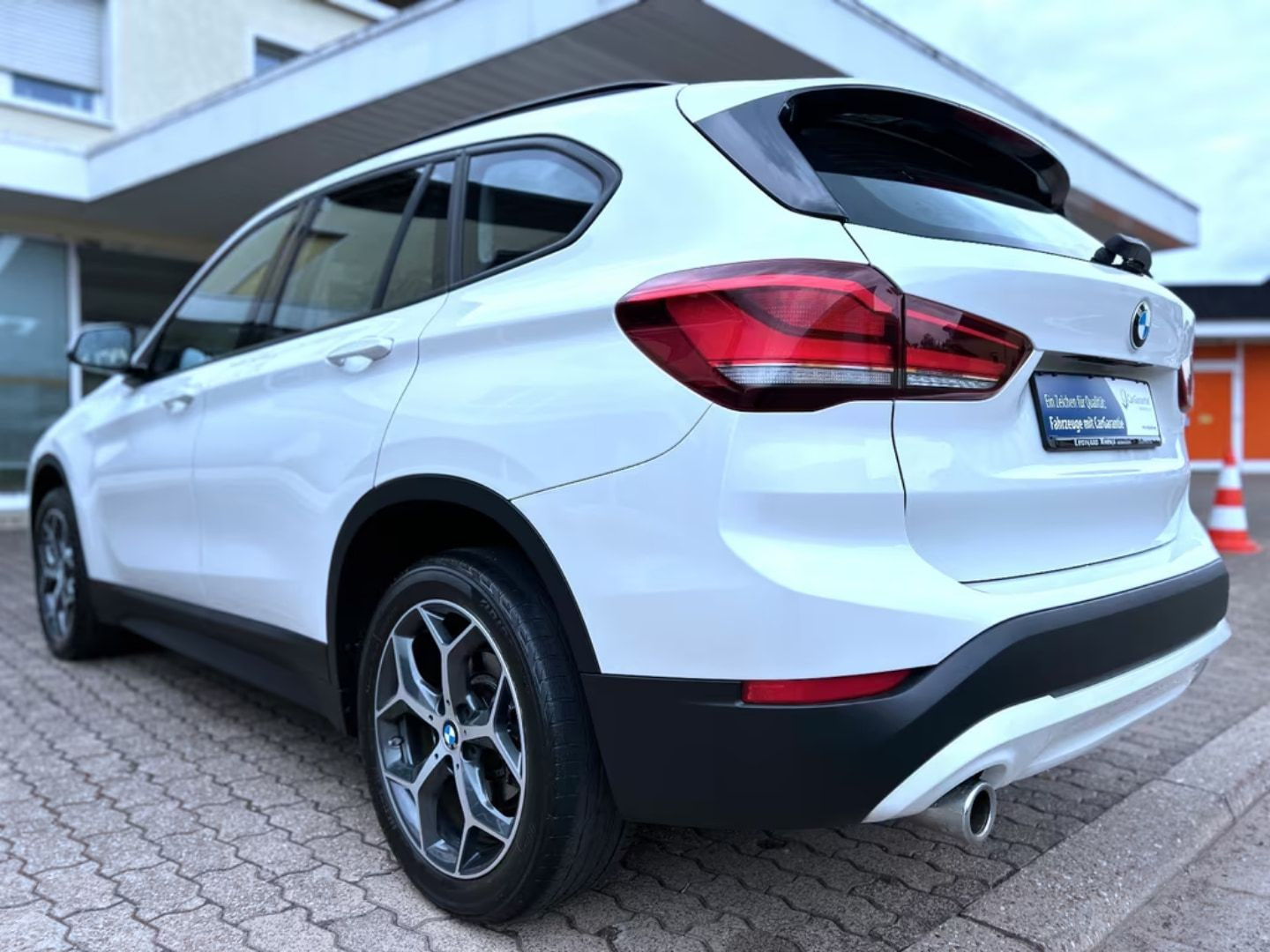 BMW X1 — фото 2