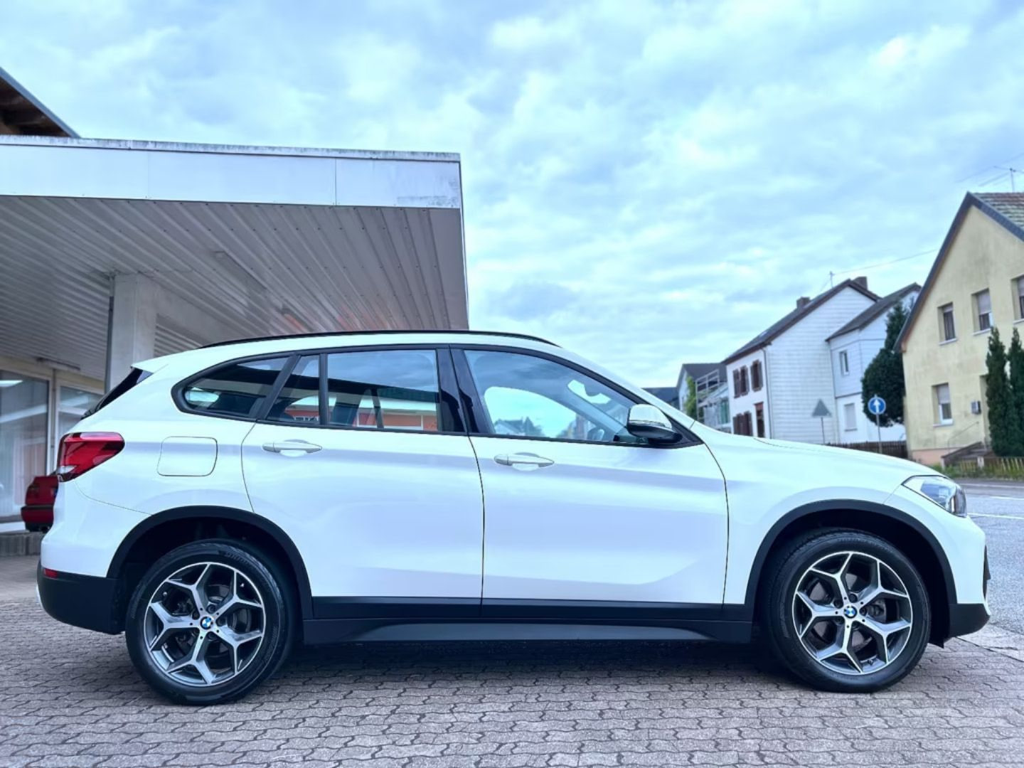 BMW X1 — фото 5
