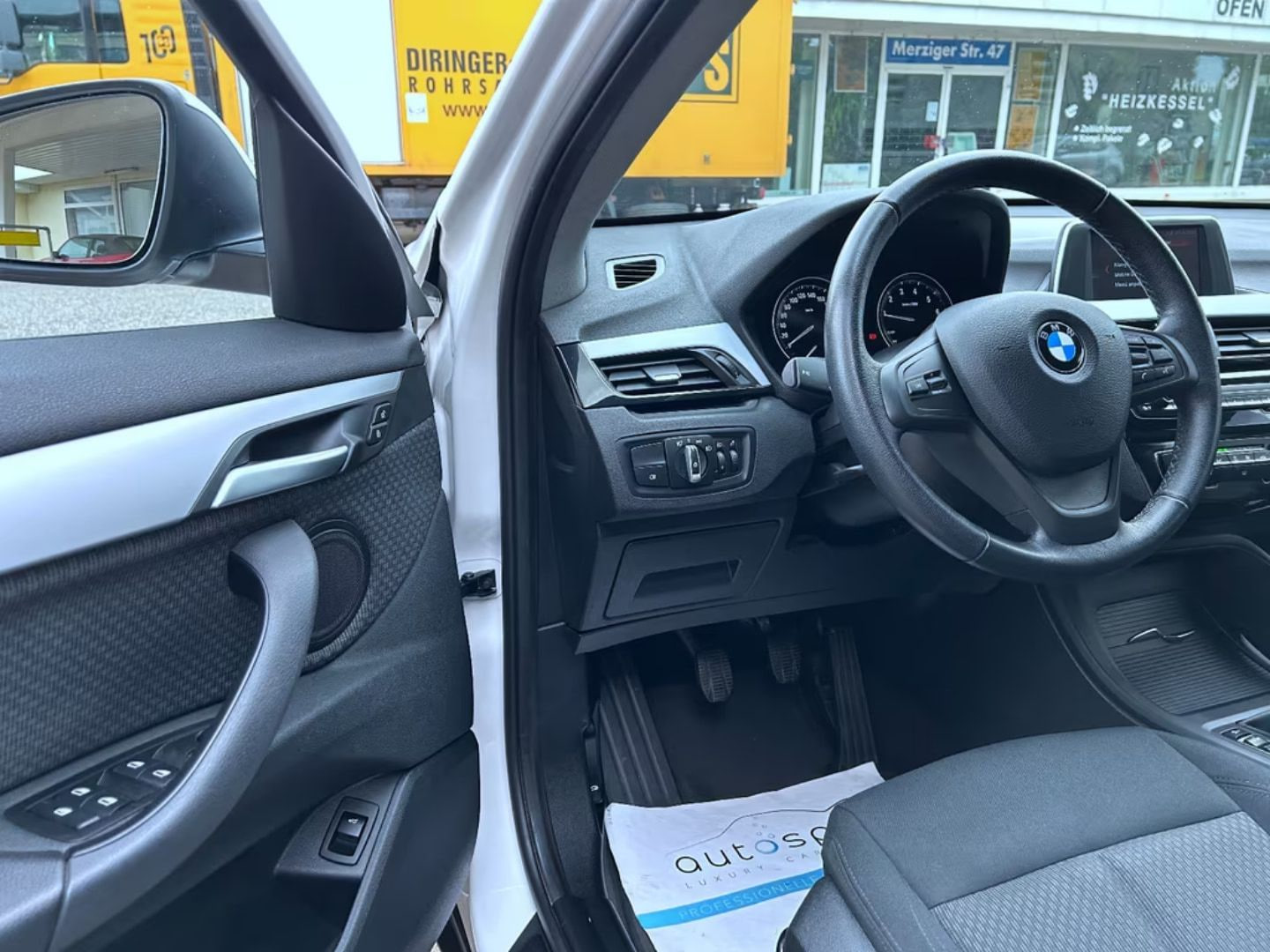 BMW X1 — фото 14