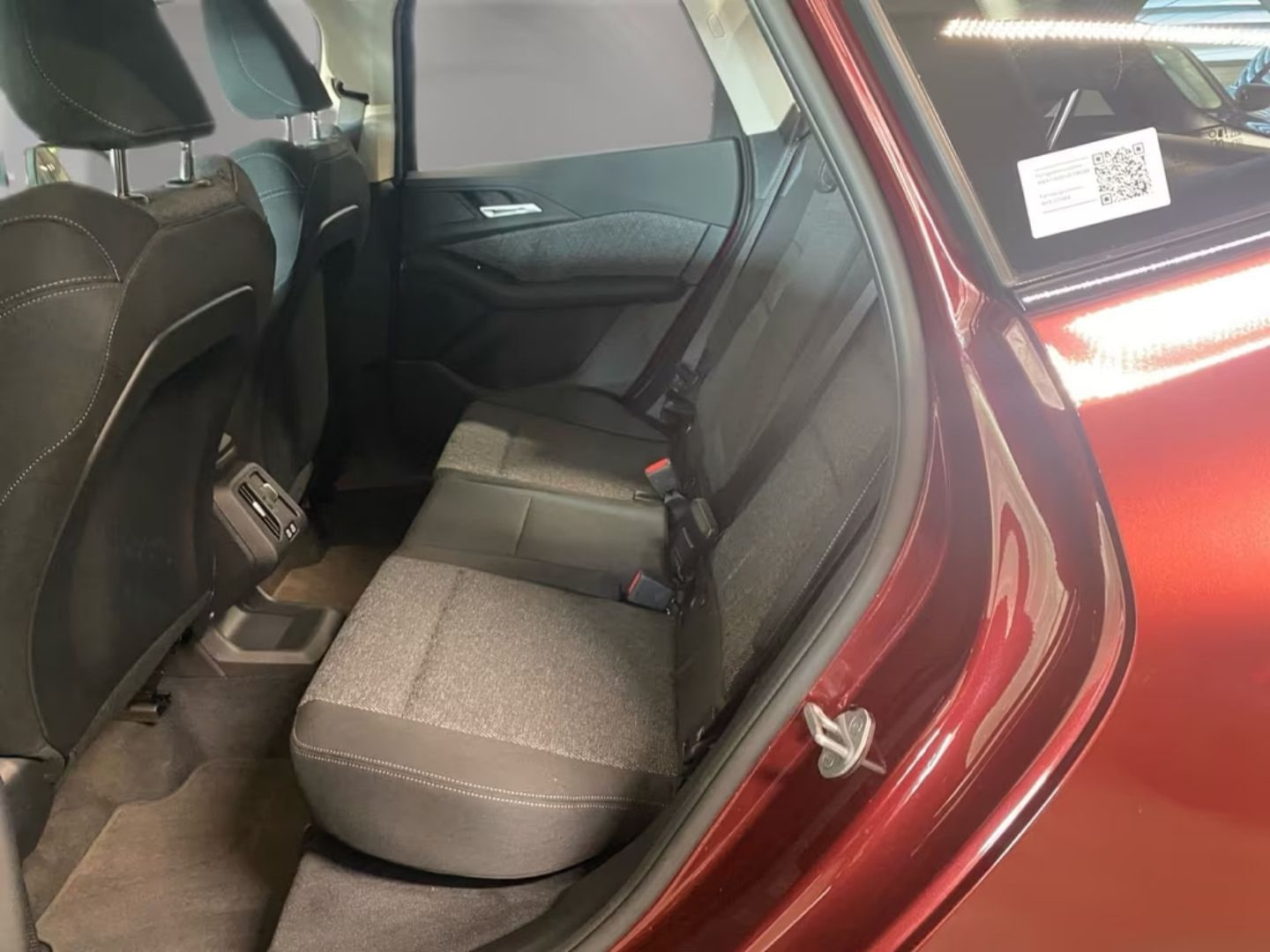 BMW 220 Active Tourer — фото 9