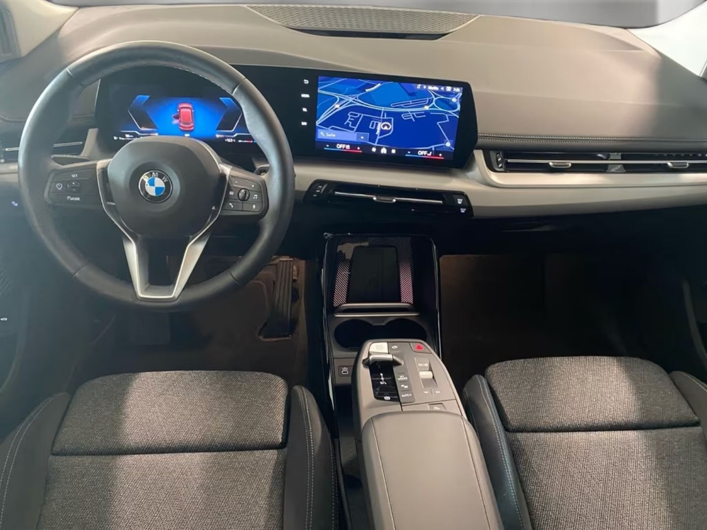 BMW 220 Active Tourer — фото 10