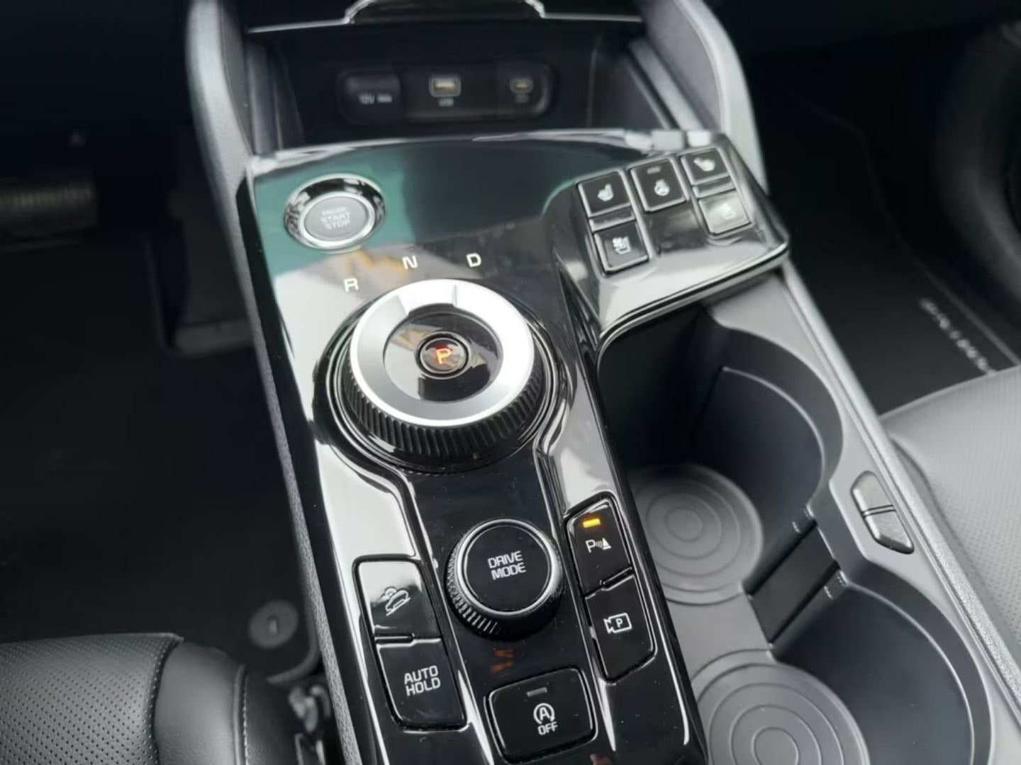 Kia Sportage — фото 9