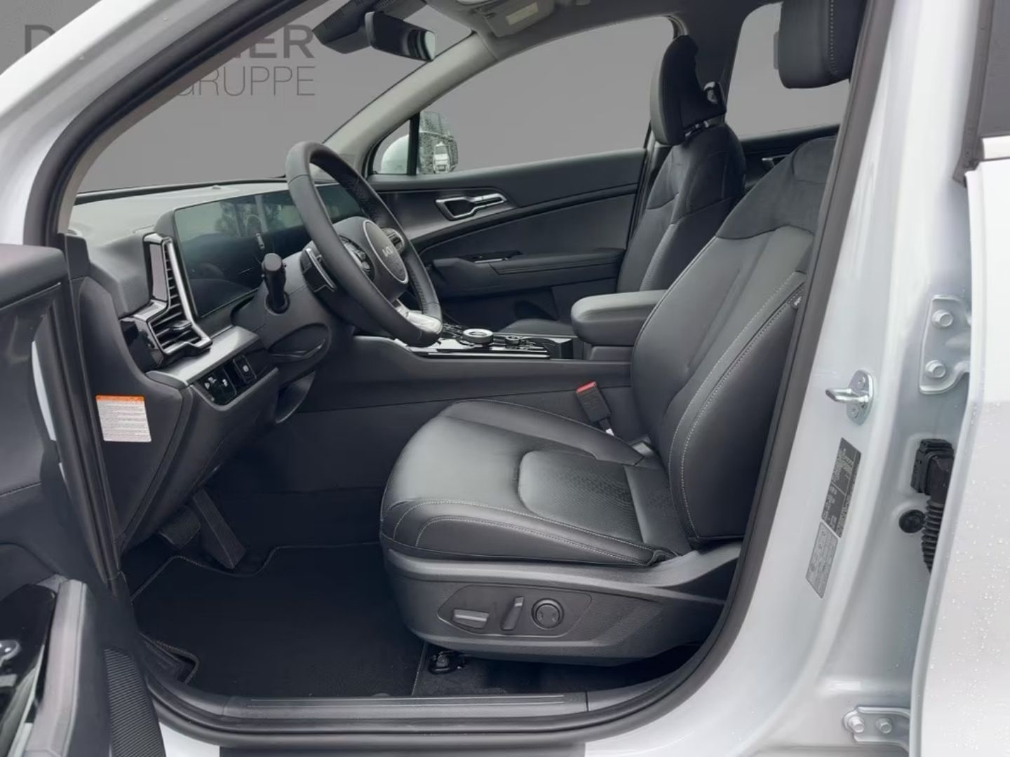 Kia Sportage — фото 12