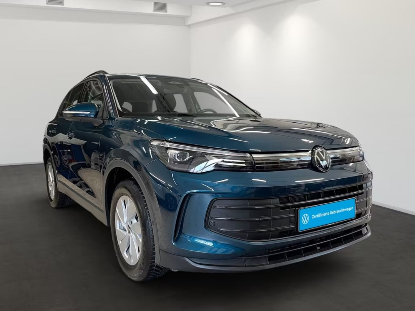 Volkswagen Tiguan — фото 5