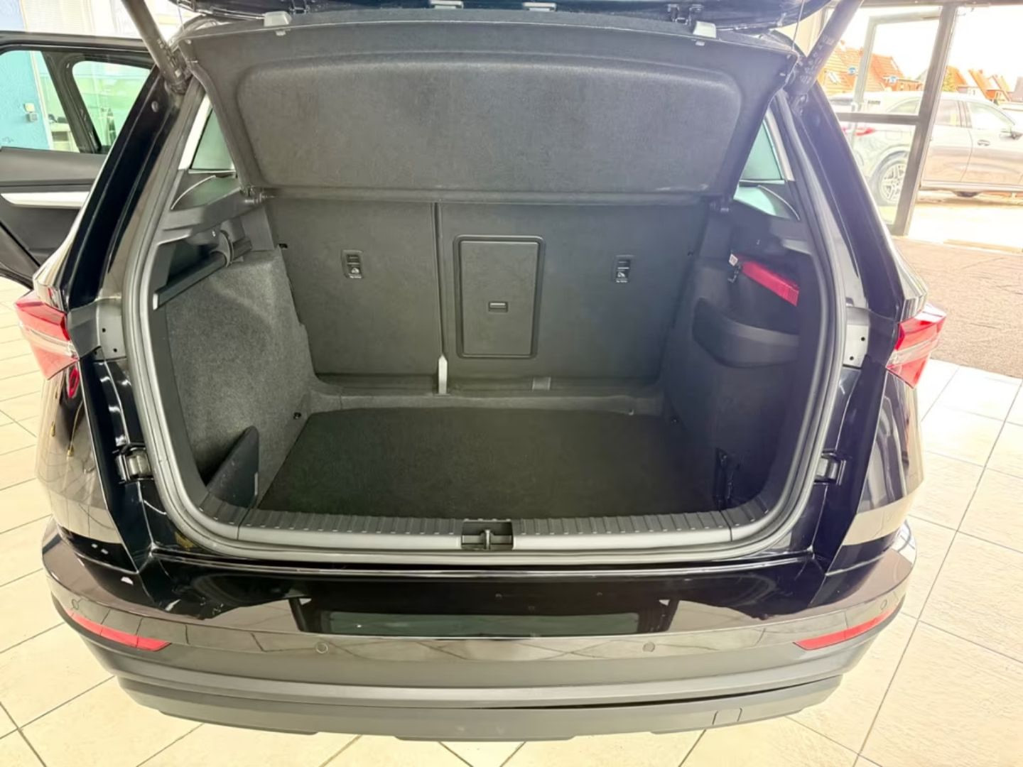 Skoda Karoq — фото 9