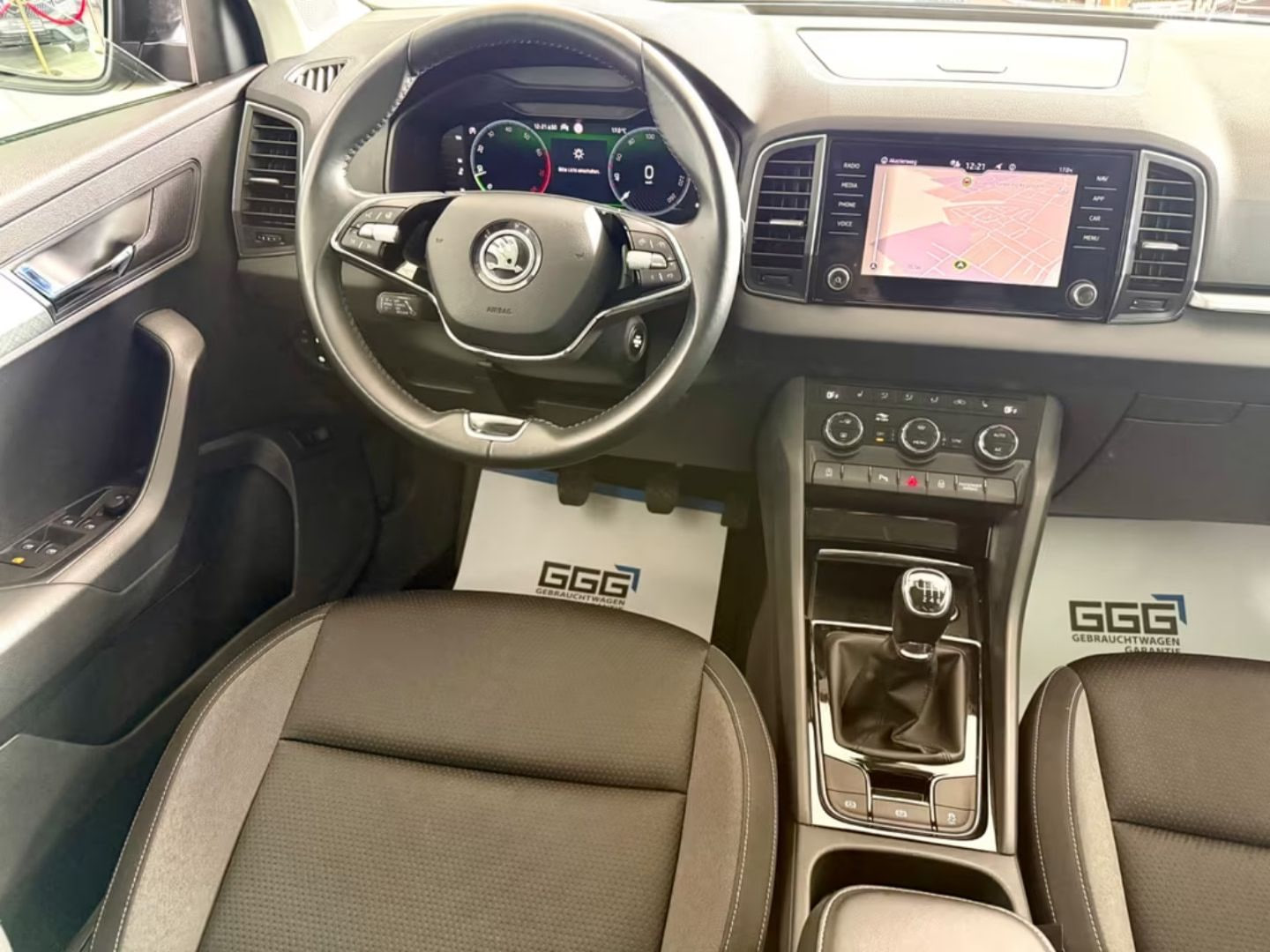 Skoda Karoq — фото 10