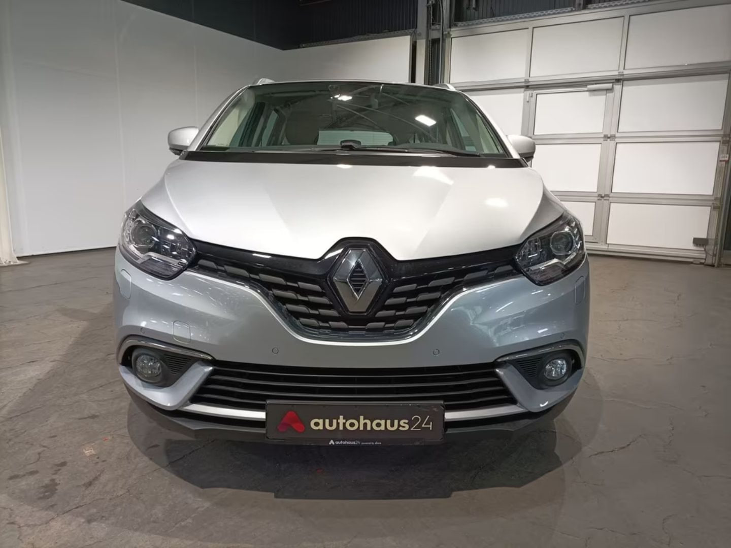 Renault Grand Scenic — фото 3