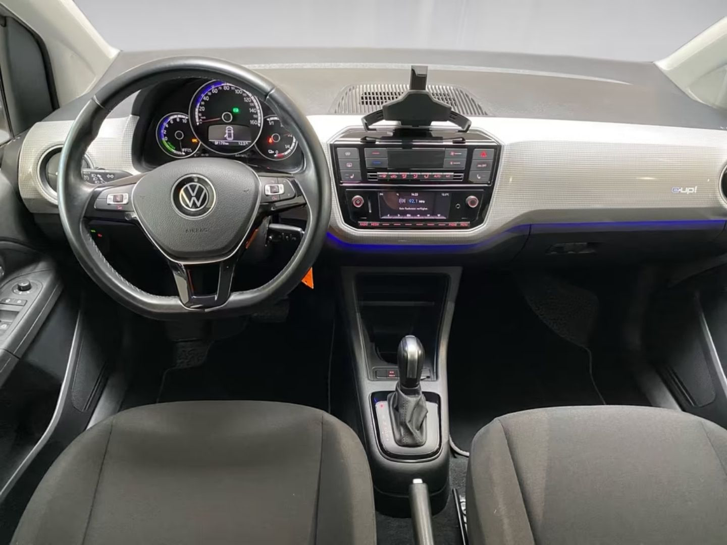 Volkswagen e-up! — фото 14