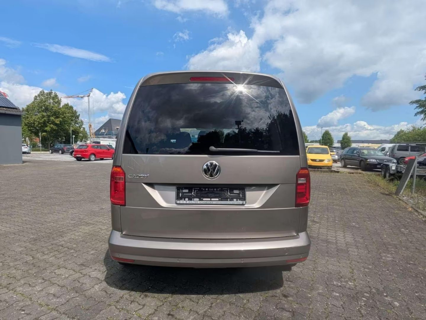 Volkswagen Caddy — фото 4