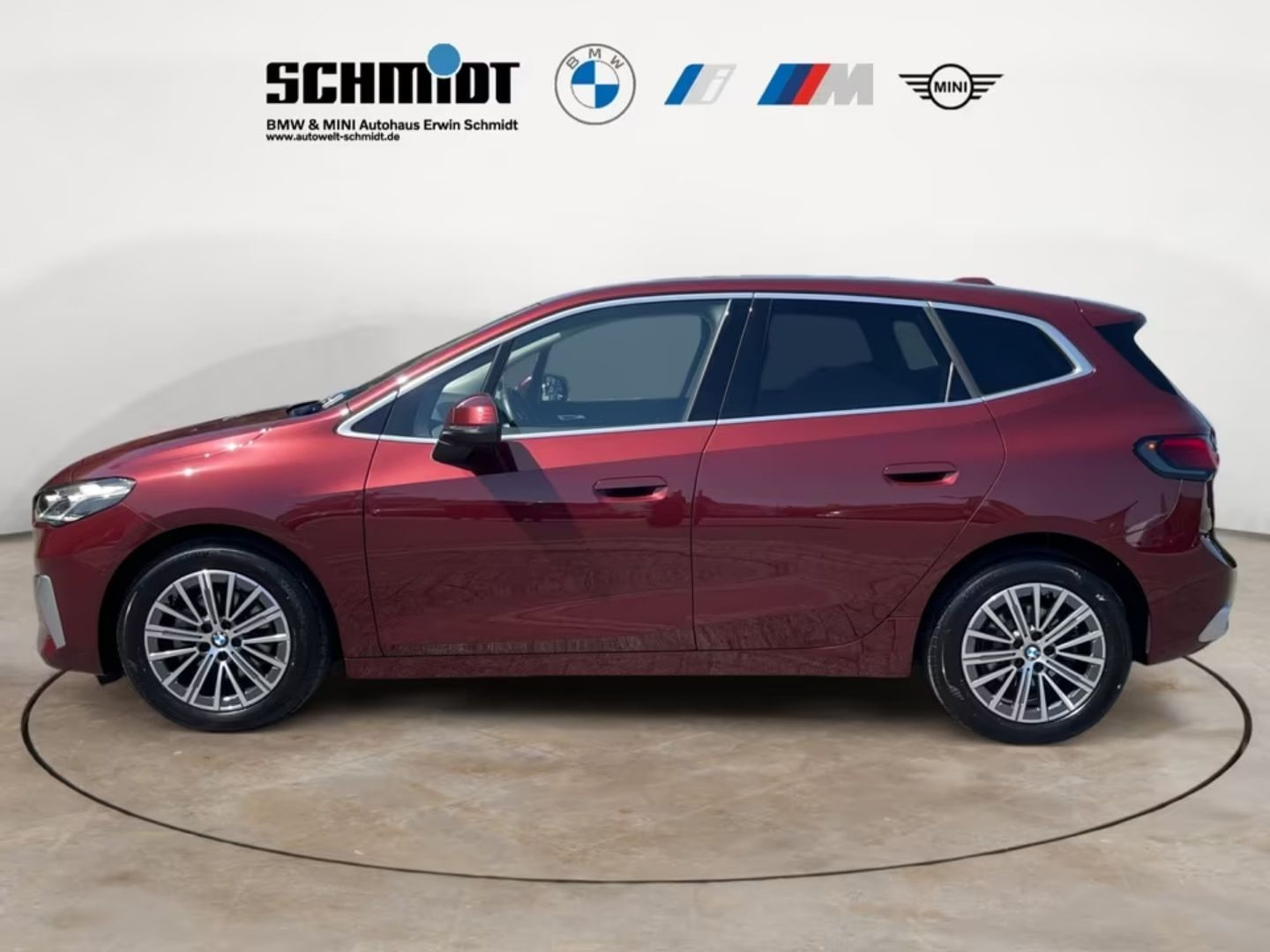 BMW 218 Active Tourer — фото 5
