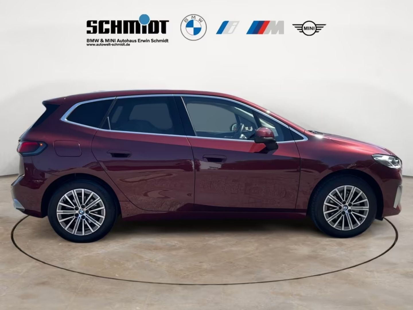 BMW 218 Active Tourer — фото 6