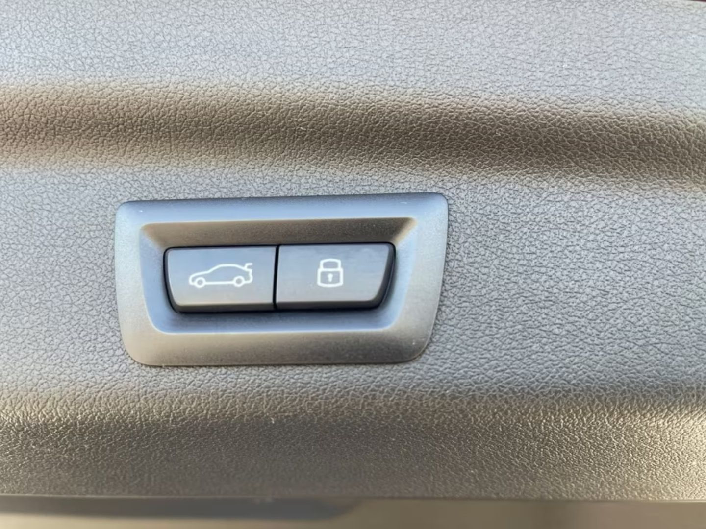 BMW 218 Active Tourer — фото 14
