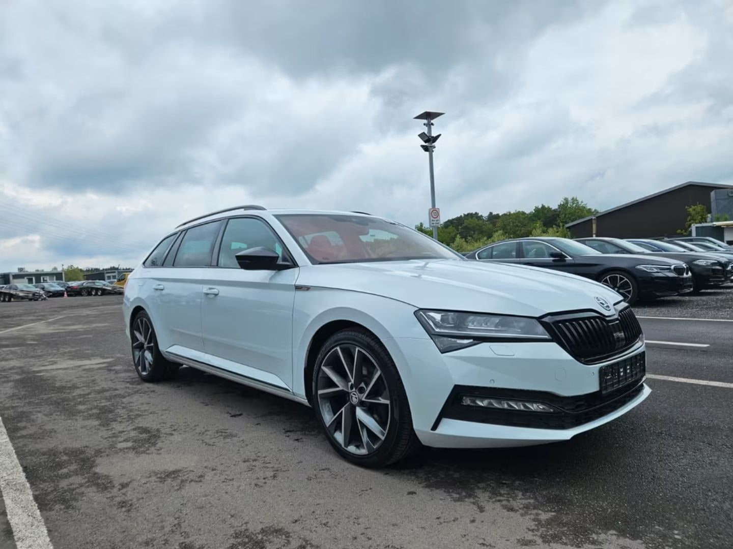 Skoda Superb — фото 3