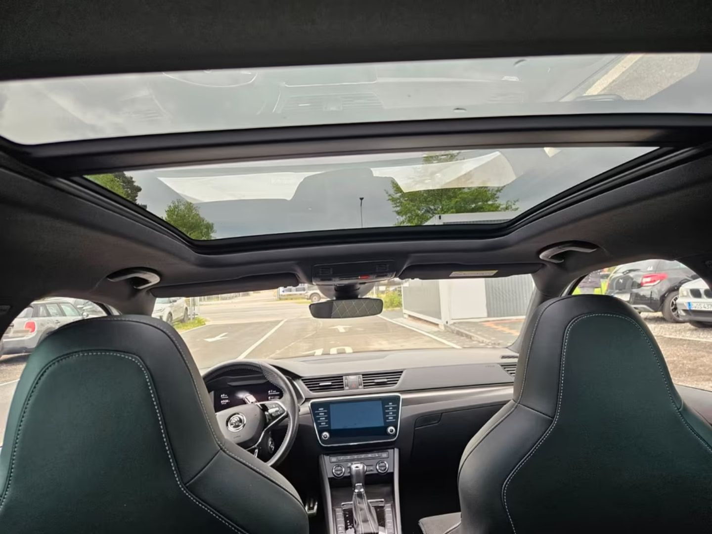 Skoda Superb — фото 13