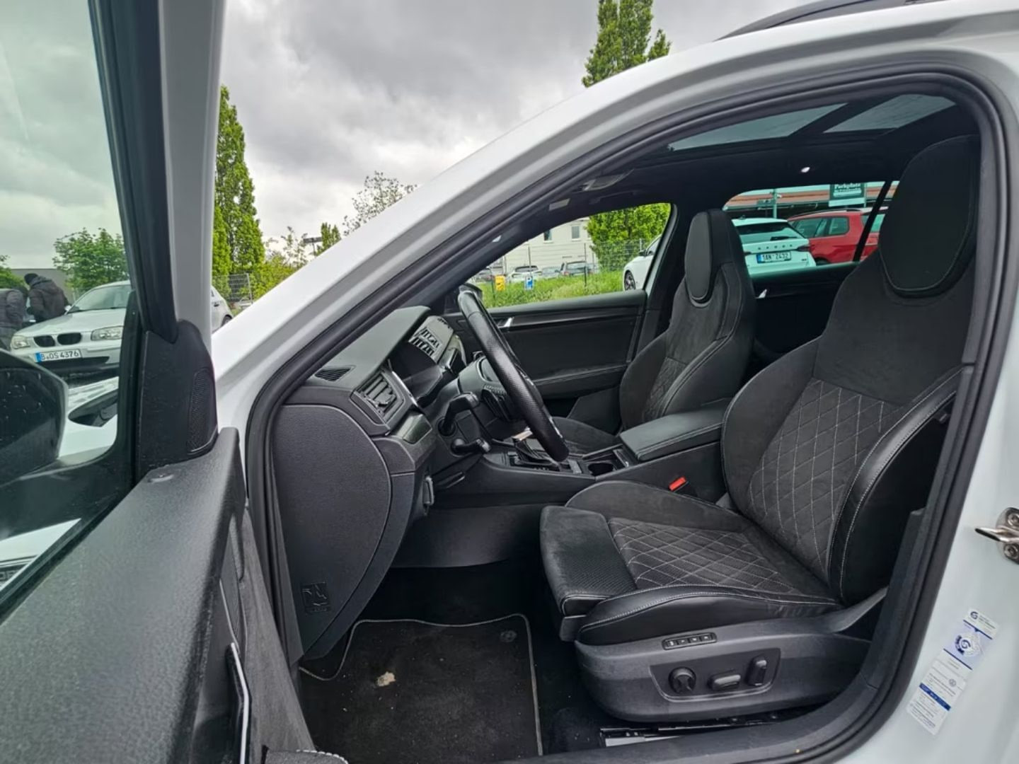 Skoda Superb — фото 14