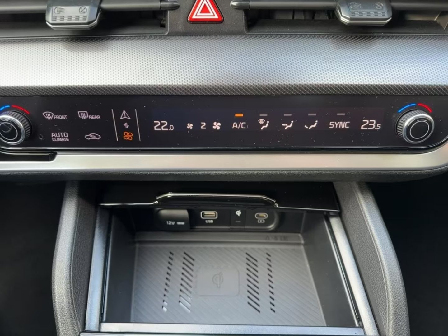 Kia Sportage — фото 12