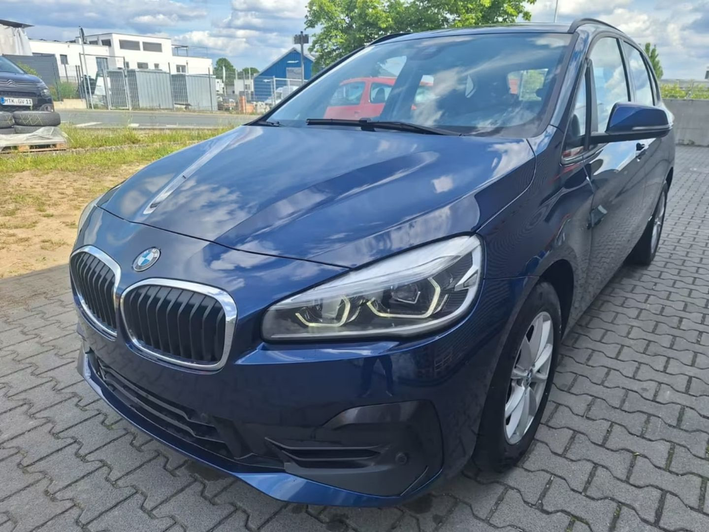 BMW 216 Active Tourer — фото 6