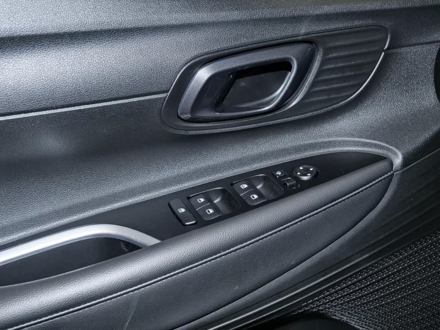 Hyundai i20 — фото 9