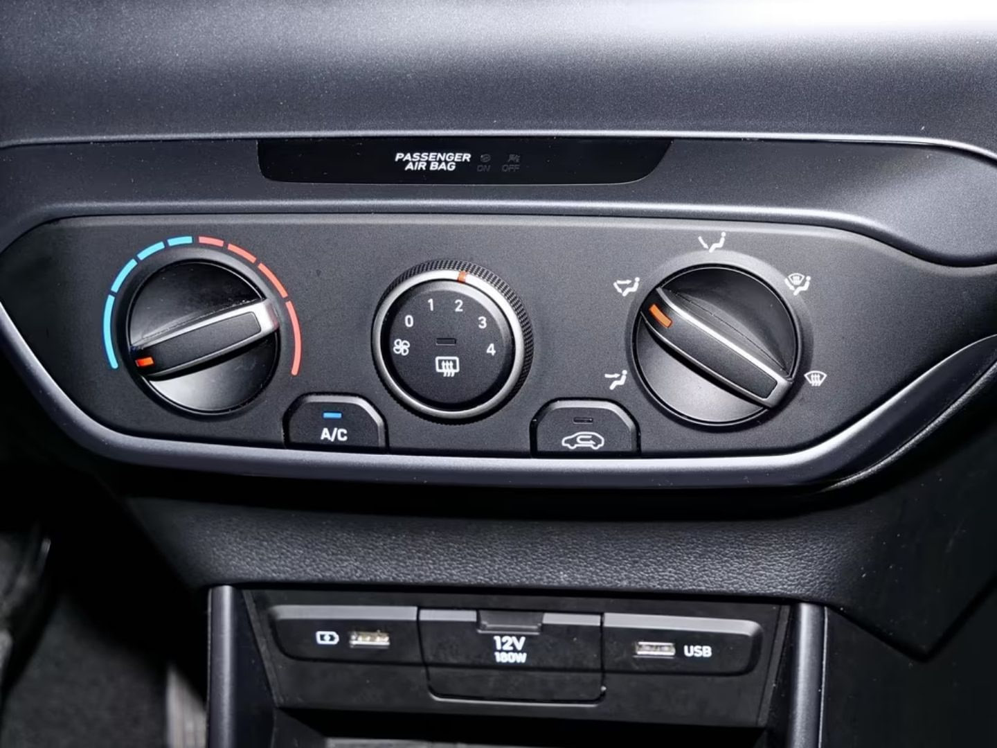 Hyundai i20 — фото 14
