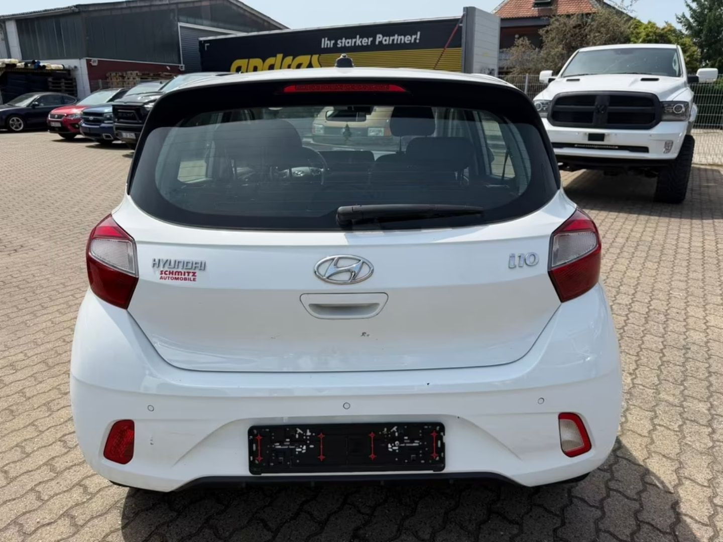 Hyundai i10 — фото 8