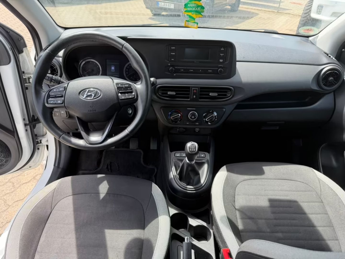 Hyundai i10 — фото 13