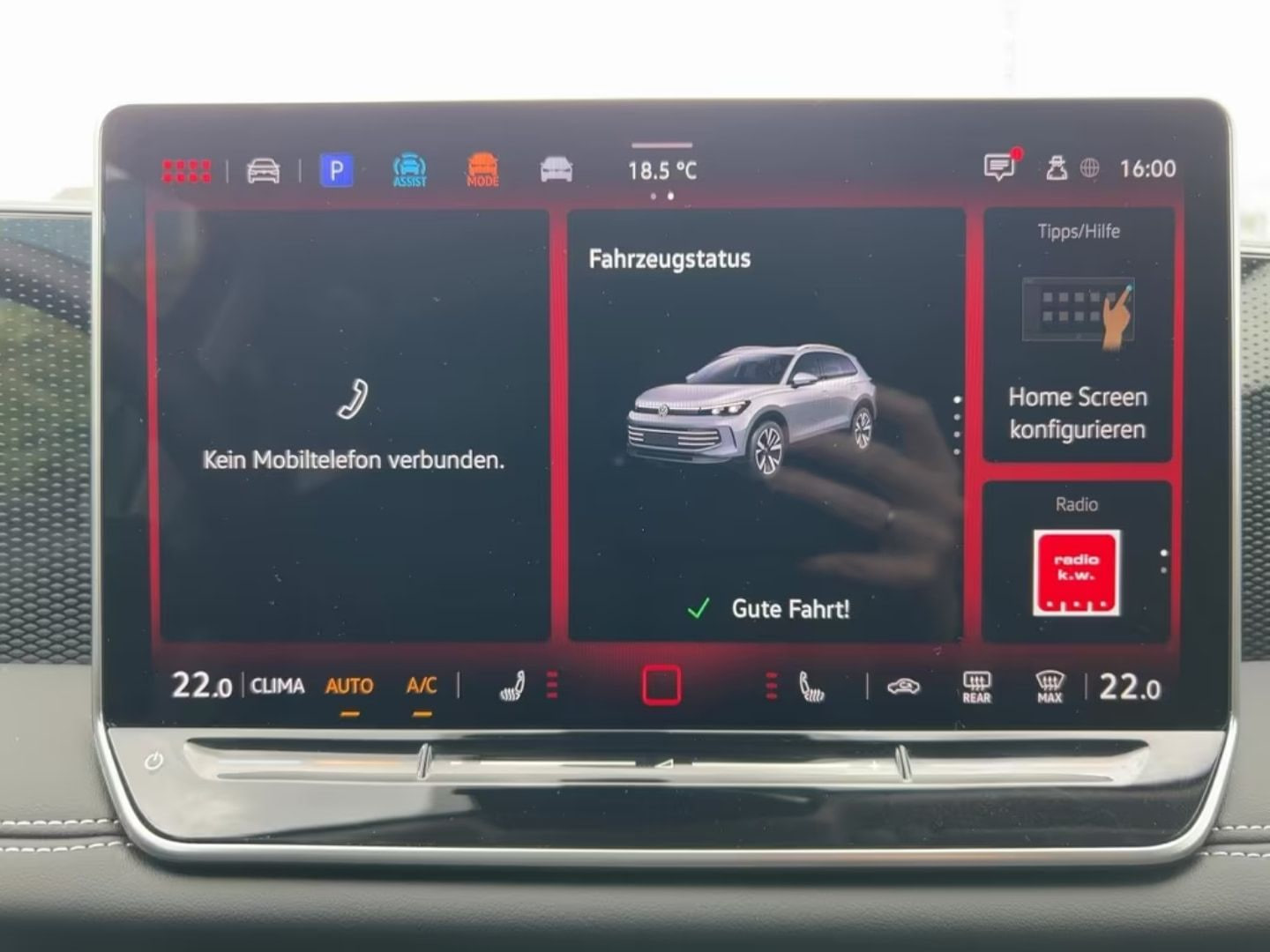 Volkswagen Tiguan — фото 10