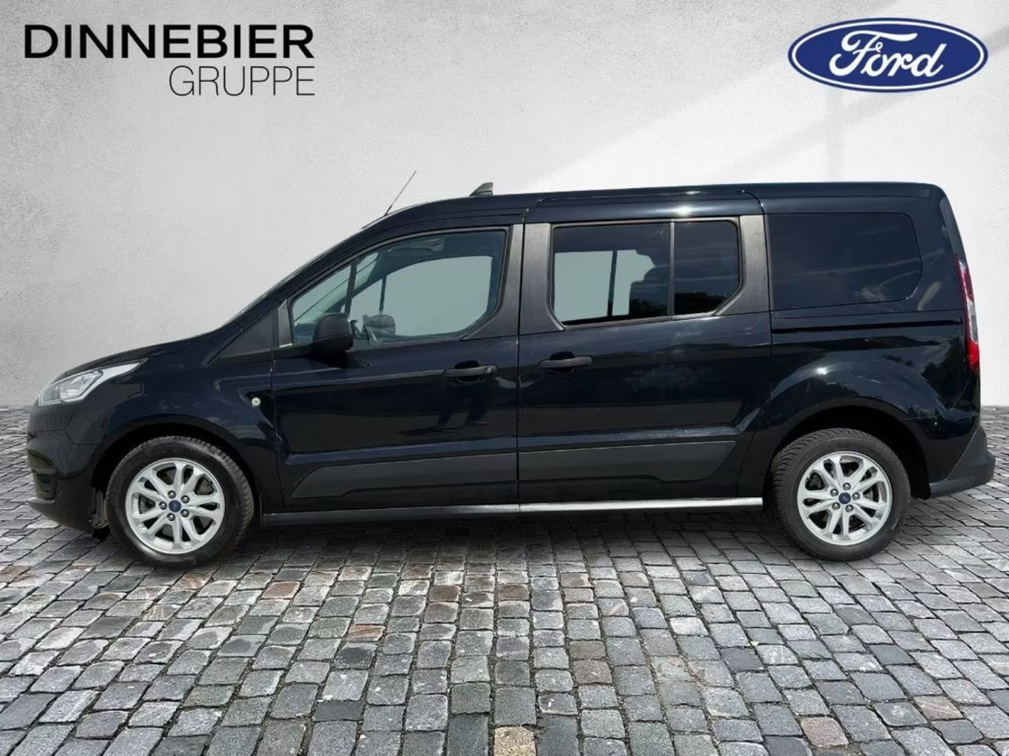 Ford Grand Tourneo — фото 6