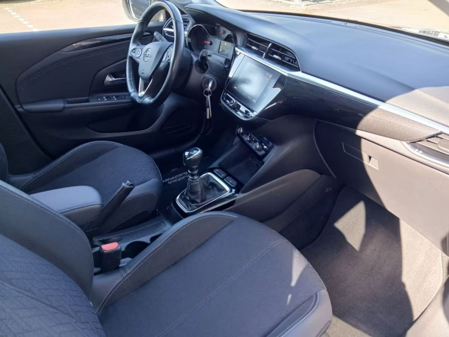 Opel Corsa — фото 11
