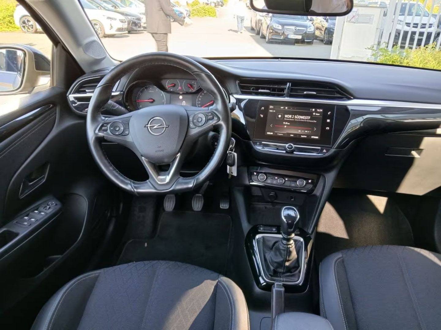 Opel Corsa — фото 14