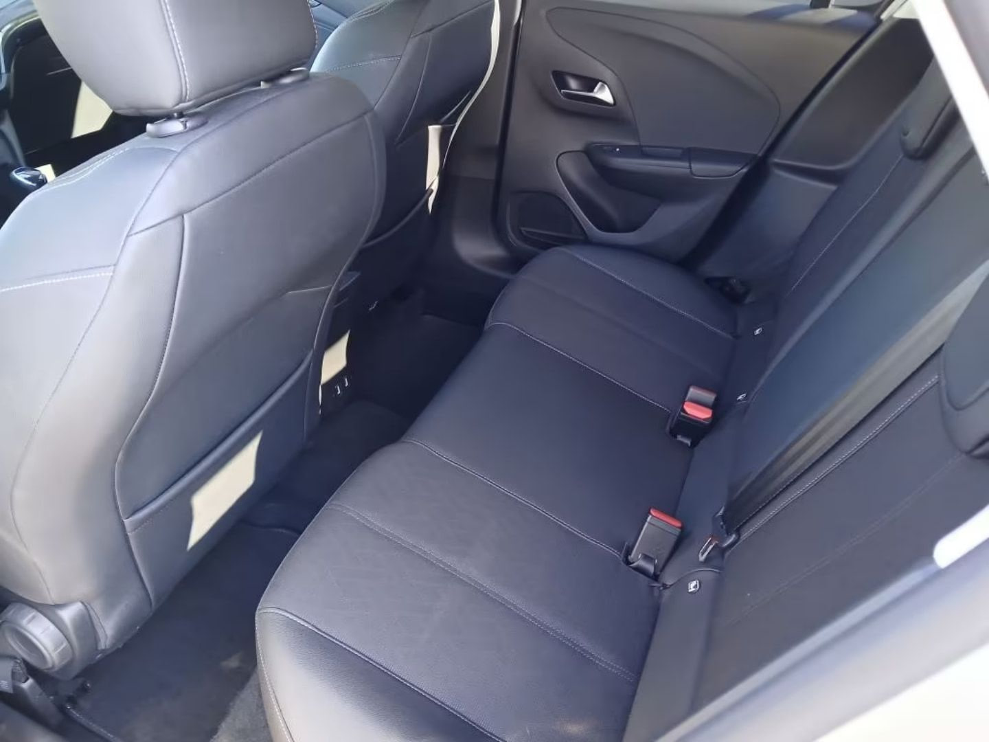 Opel Corsa — фото 15
