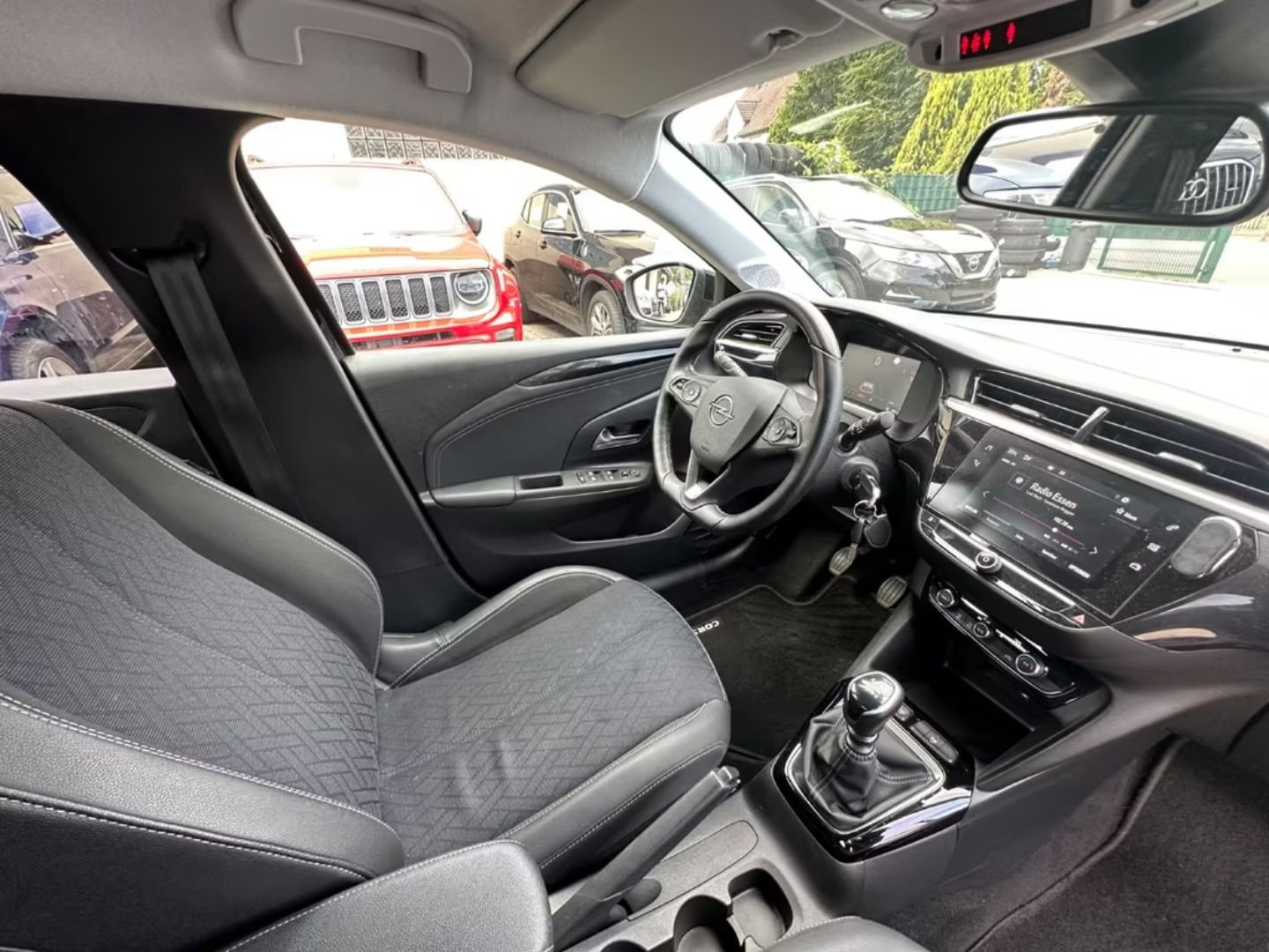 Opel Corsa — фото 9