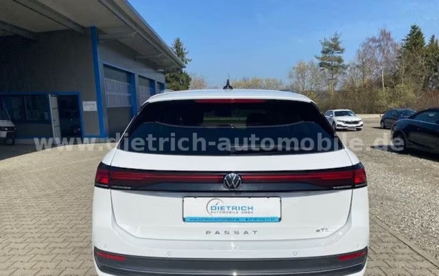 Volkswagen Passat — фото 12