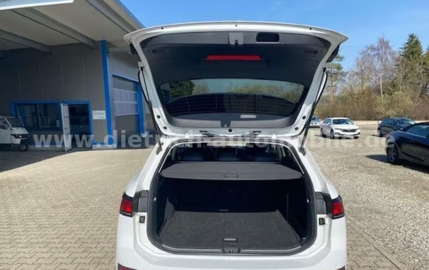 Volkswagen Passat — фото 14
