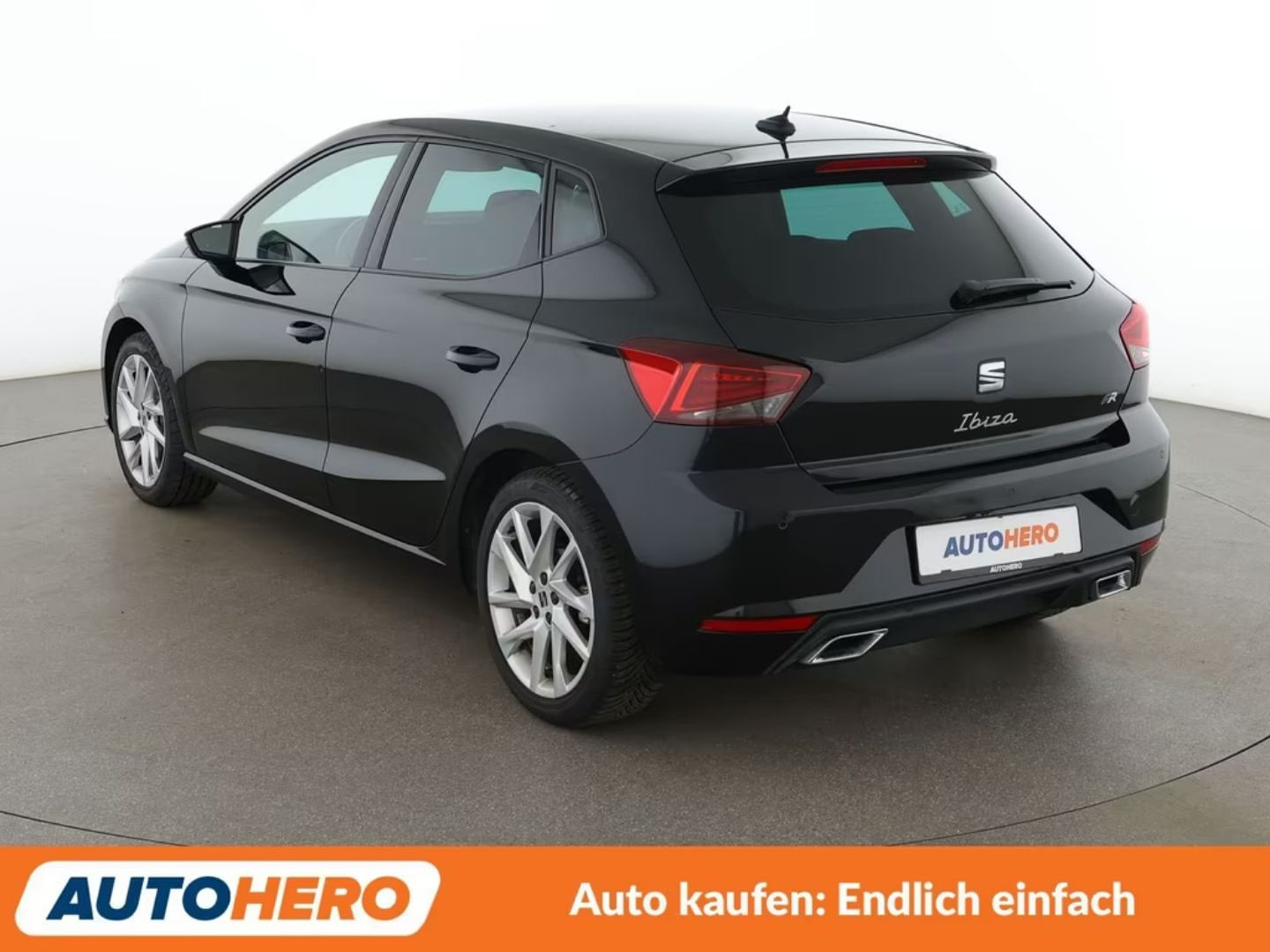 Seat Ibiza — фото 2