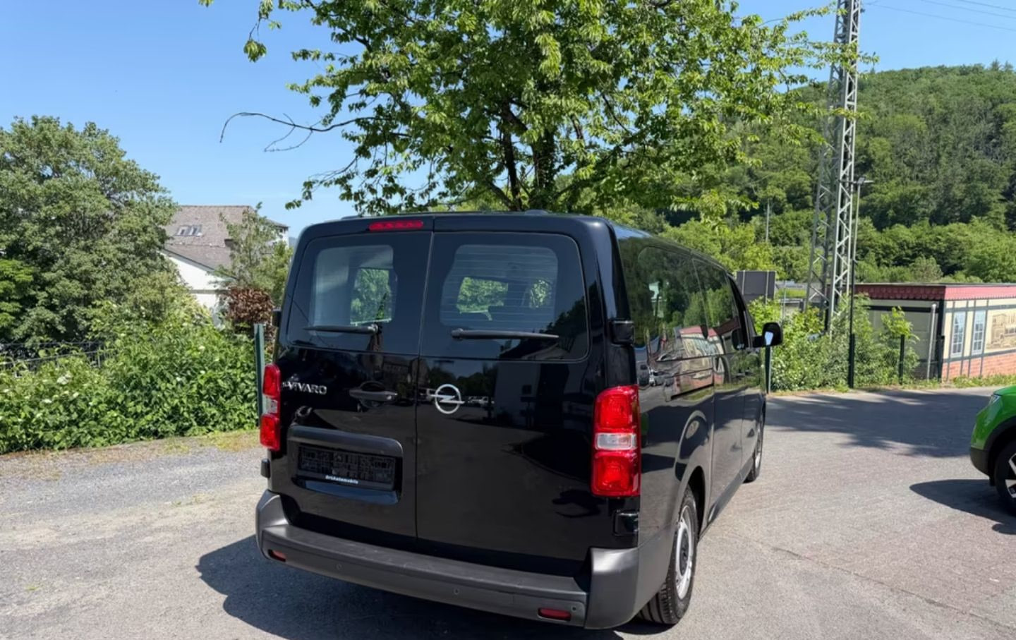 Opel Vivaro — фото 2