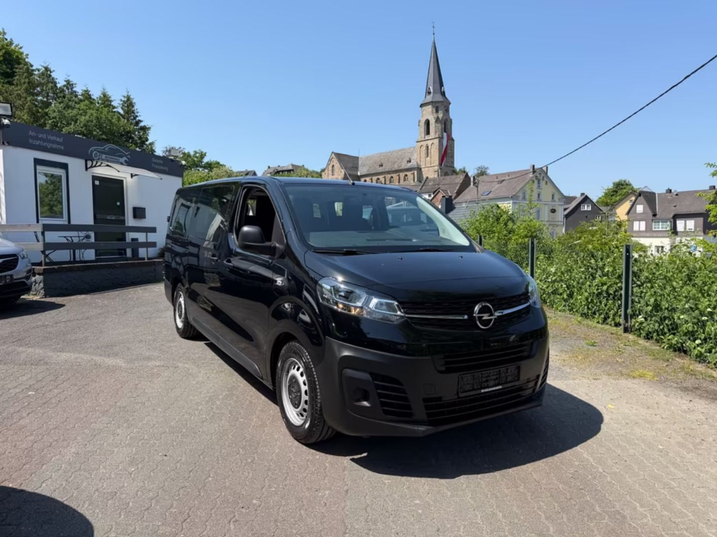 Opel Vivaro — фото 7
