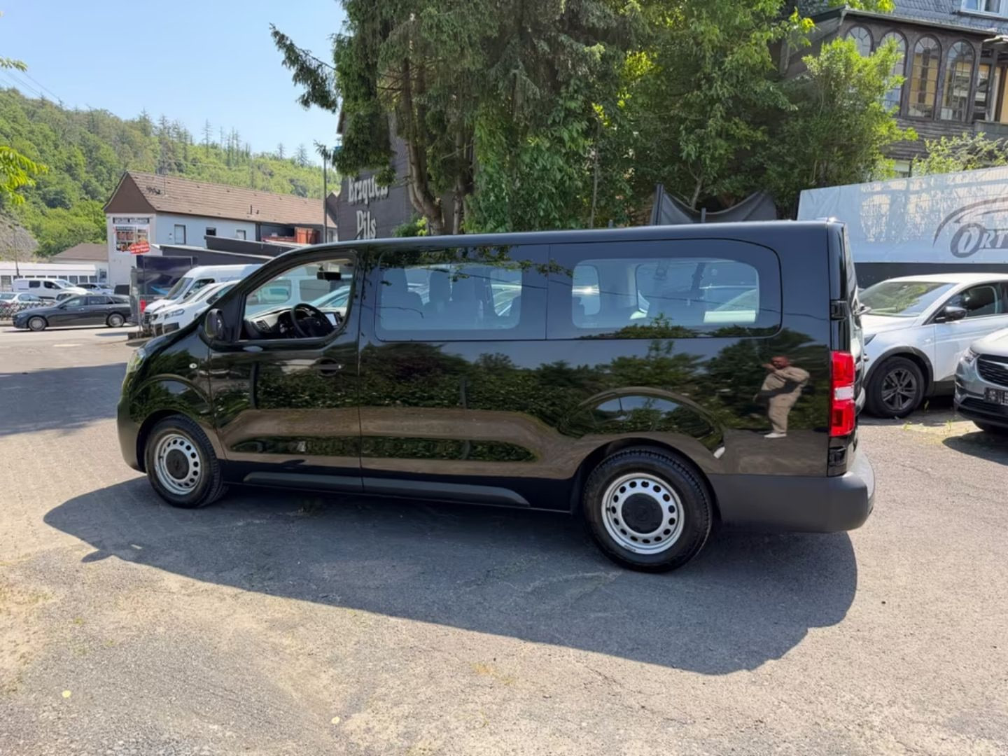 Opel Vivaro — фото 13