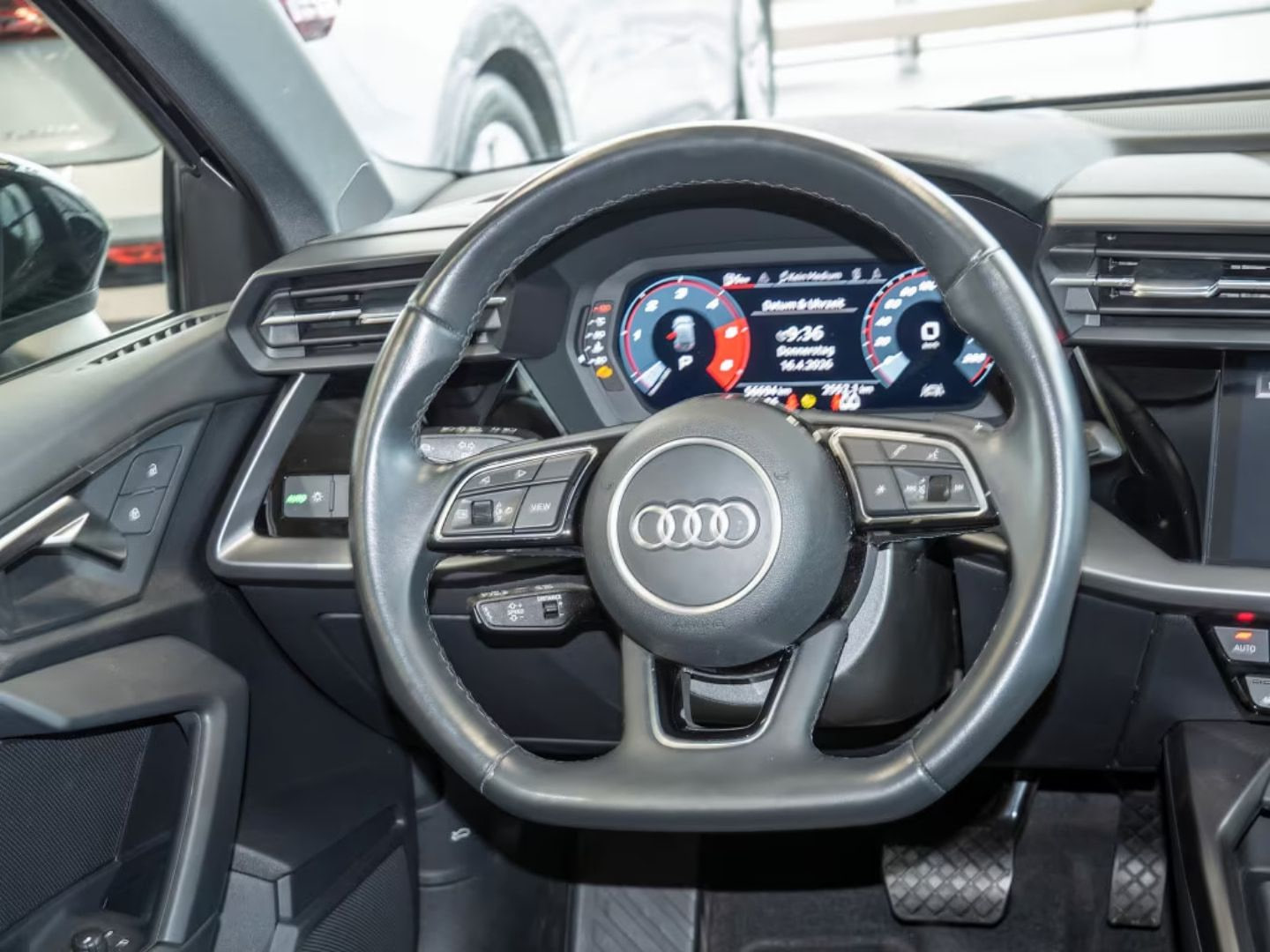 Audi A3 — фото 13