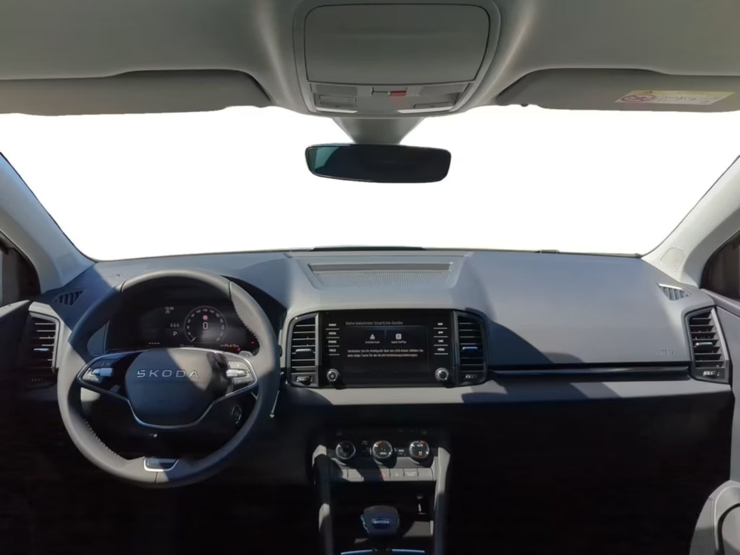 Skoda Karoq — фото 11