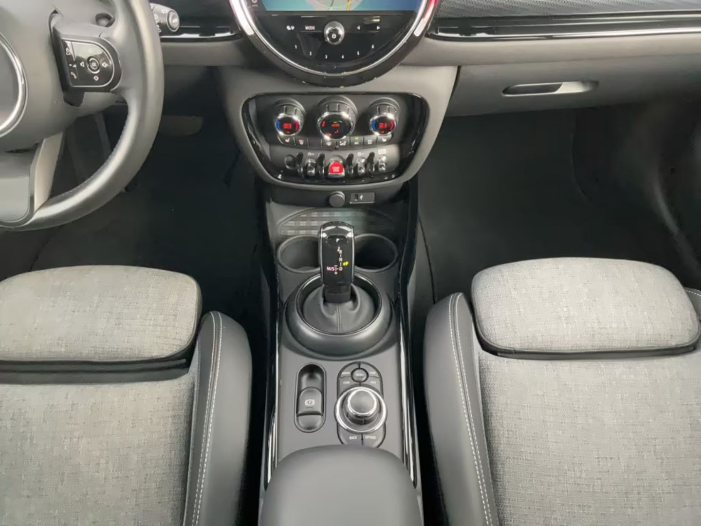 MINI Cooper Clubman — фото 10