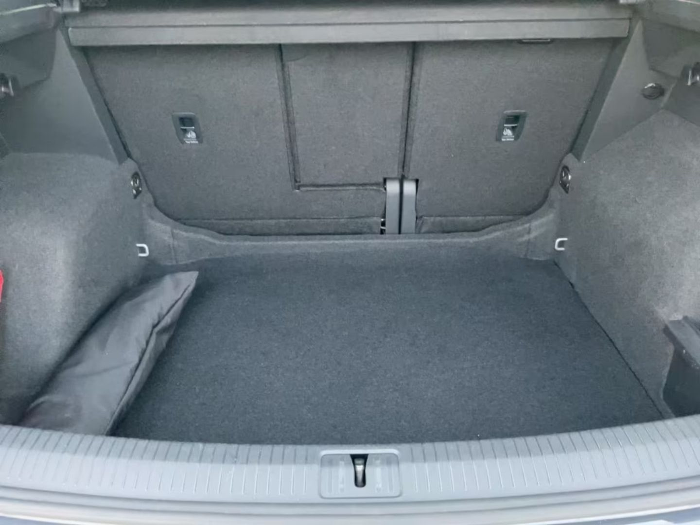 Volkswagen Tiguan — фото 15