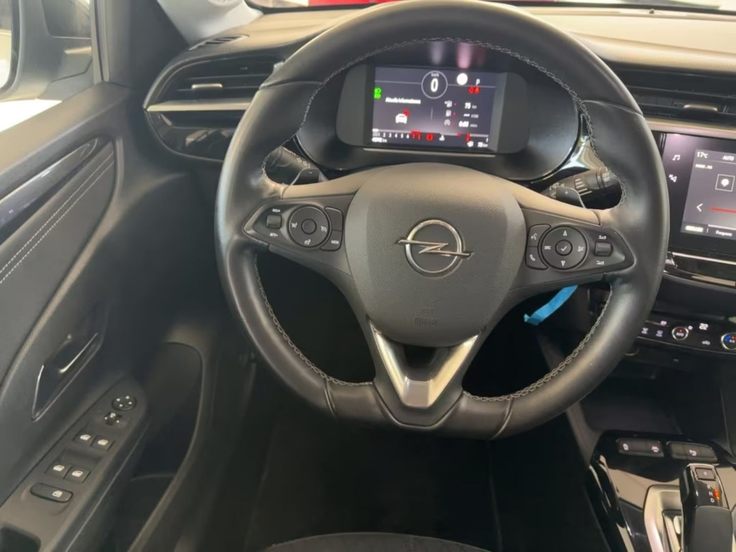 Opel Corsa — фото 9
